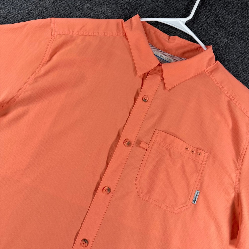 Columbia Fishing Shirt Mens XL Extra Large Coral PFG Omni-Shade Short Sleeve